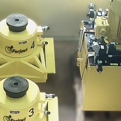 500 Tm lift cylinders with hidraulic power units